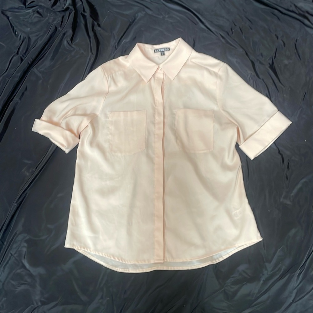 Express light pink blouse